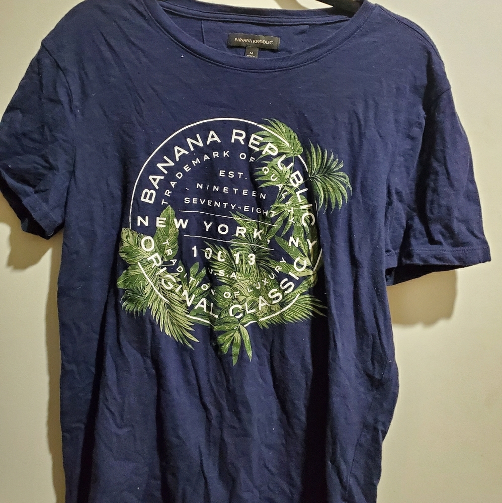 Banana Republic Navy Summer Tee